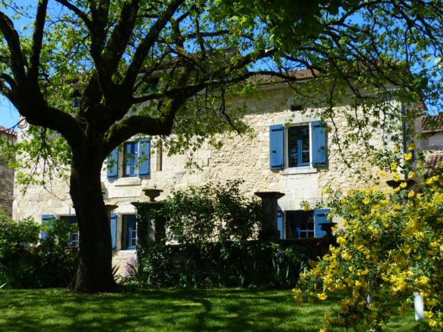 L'Echappee Belle Perigord Bed & Breakfast Cercles Exterior photo